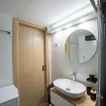 דירה Luxurious In The Heart Of Town ! לוטראקי