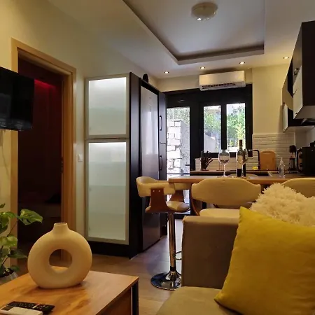 Apartman Luxurious In The Heart Of Town !