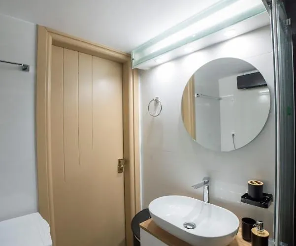 Apartament Luxurious In The Heart Of Town ! Loutráki